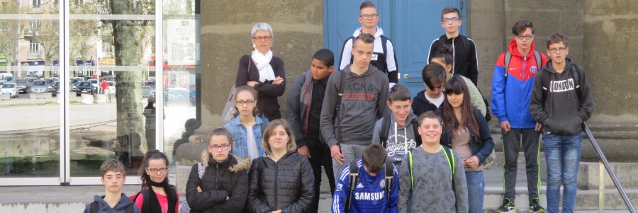 Les 4ème 1 en visite au Tribunal de Grande Instance