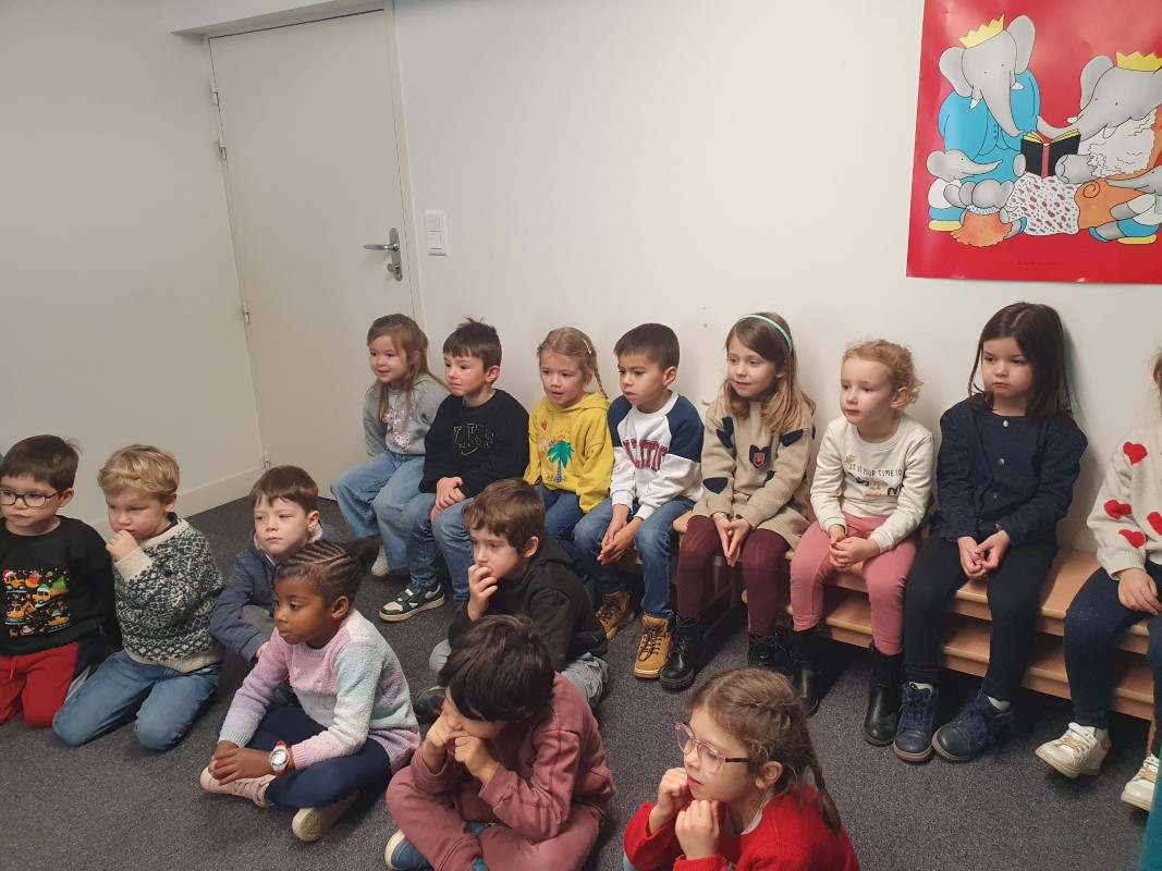 Sortie à la médiathèque : découverte de la littérature japonaise