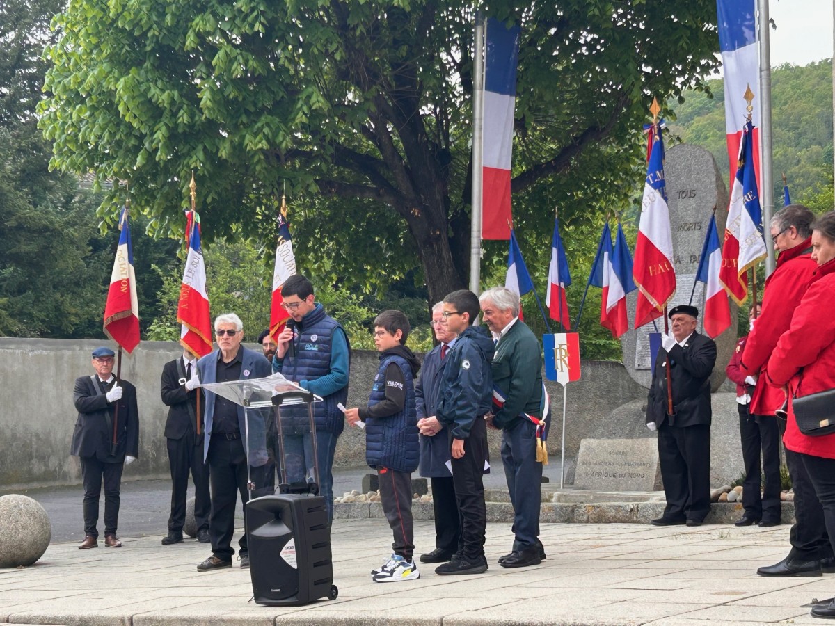 Les collégiens participent aux commémorations 