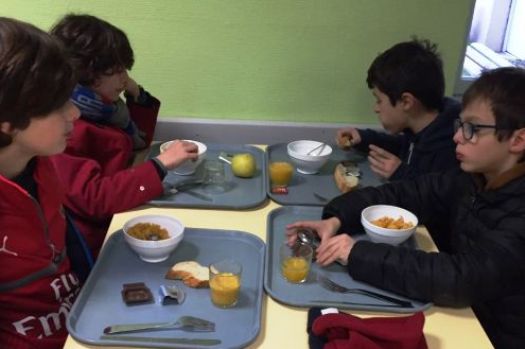 Les 6èmes se mettent au petit-déj ‘